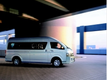 Фото Toyota Hiace 3.0 D MT №2