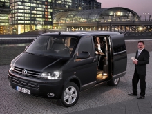 Фото Volkswagen Multivan 2.0 TSI DSG №20